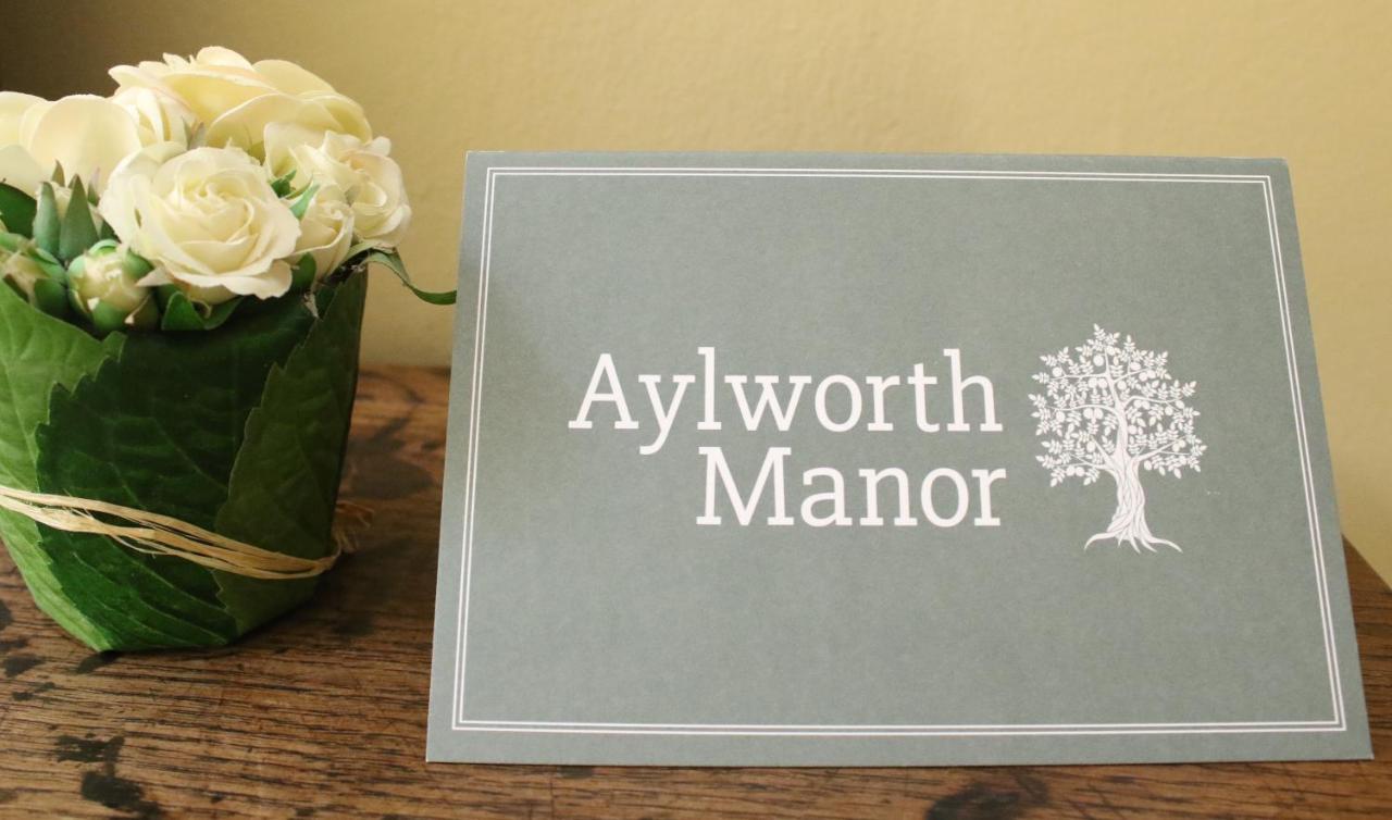 Aylworth Manor Bed & Breakfast Naunton Exterior photo